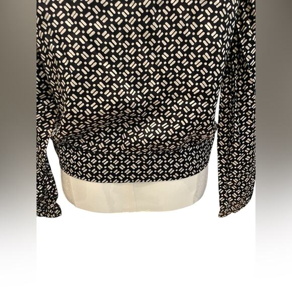 Max Mara Women\'s Black and White Patterned Top Size:10